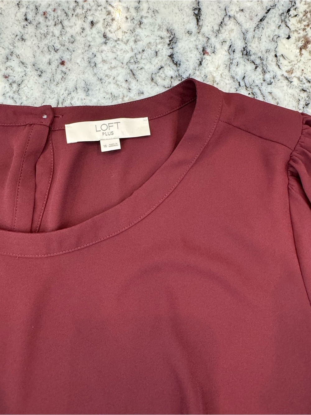 LOFT Plus Burgundy Smocked Cuff Blouse Size 16 - Picture 5 of 11